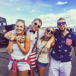 Meet your Posher, Mark